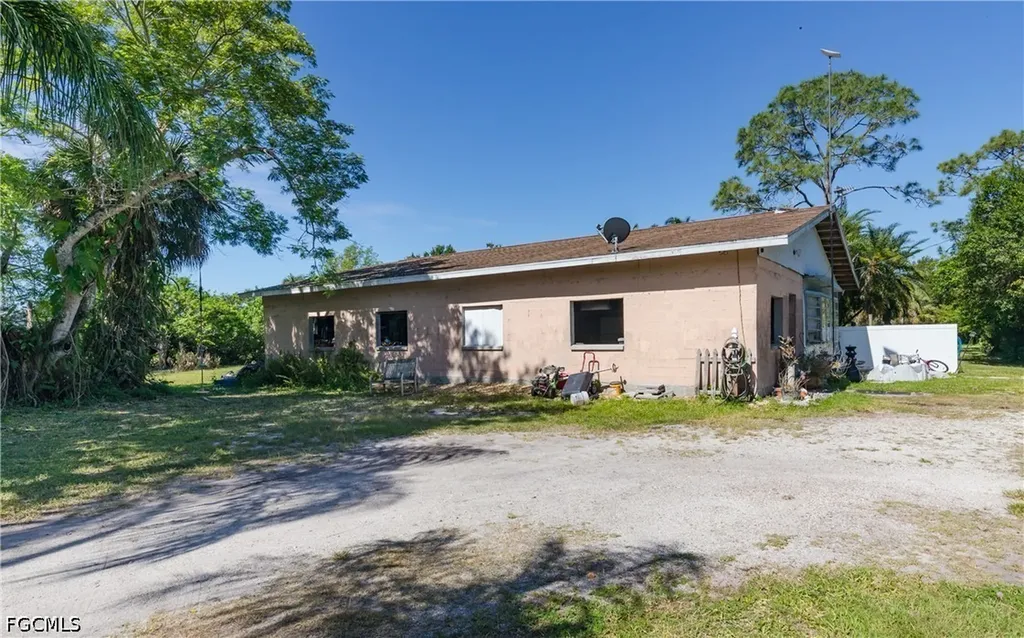18901 Durrance Road North Fort Myers FL 33917