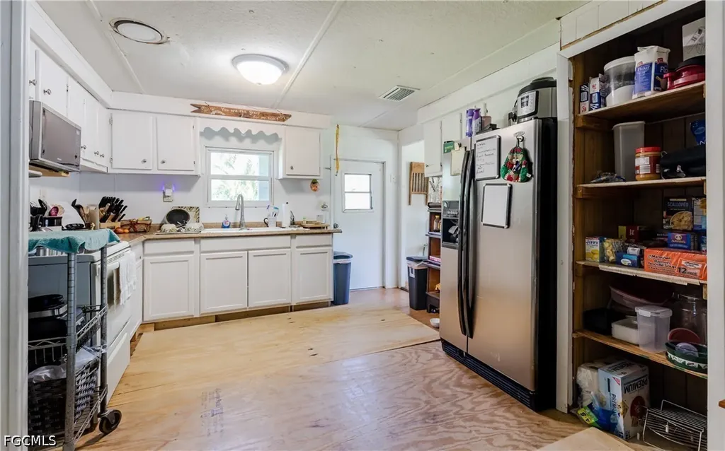 18901 Durrance Road North Fort Myers FL 33917