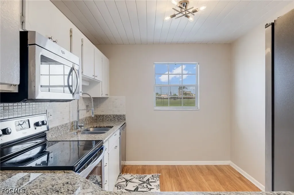 6771 Panther Lane Fort Myers FL 33919
