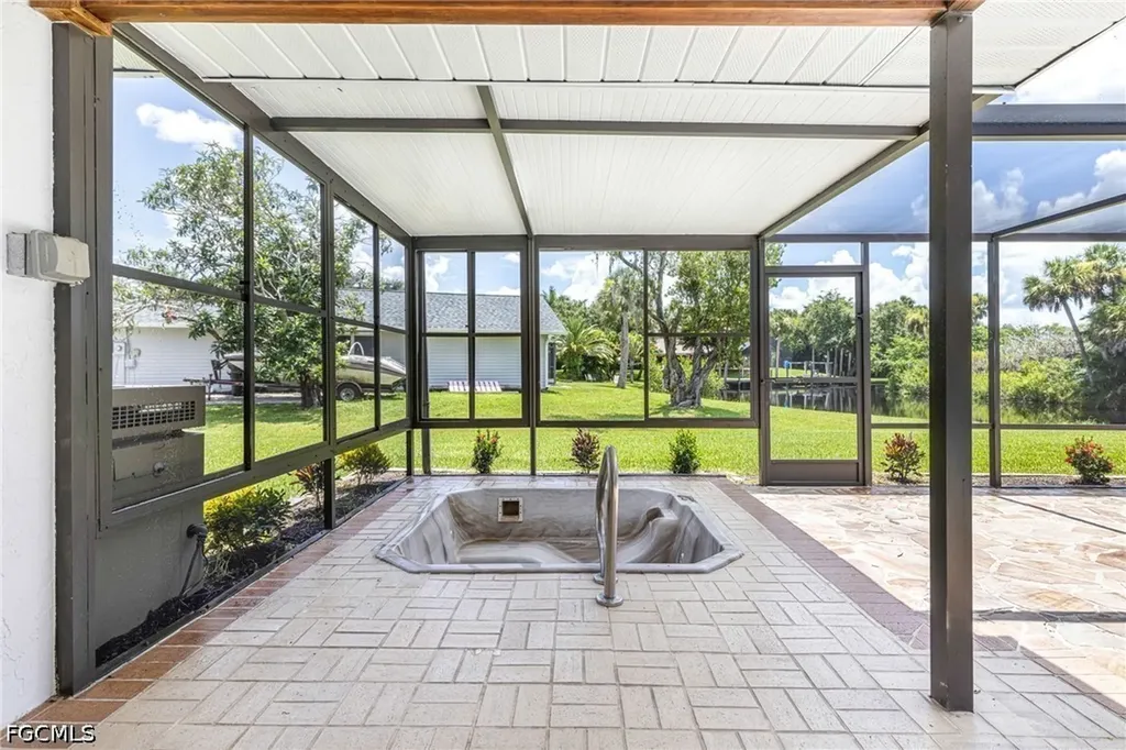 7436 Dana Lin Circle North Fort Myers FL 33917