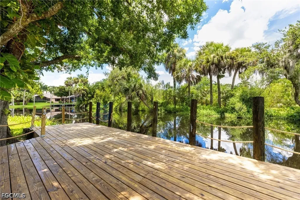7436 Dana Lin Circle North Fort Myers FL 33917