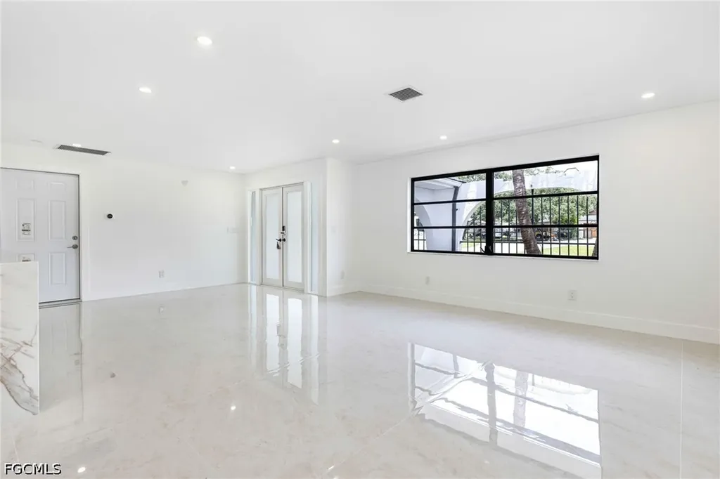 7436 Dana Lin Circle North Fort Myers FL 33917