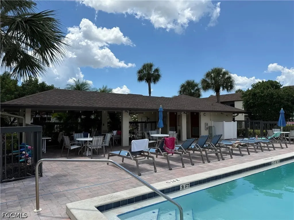 9305 Lake Park Drive Fort Myers FL 33919
