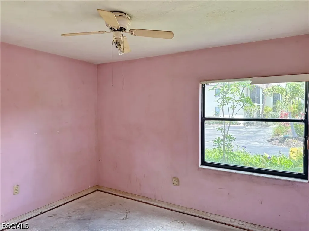 9305 Lake Park Drive Fort Myers FL 33919