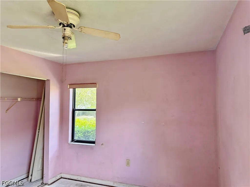 9305 Lake Park Drive Fort Myers FL 33919