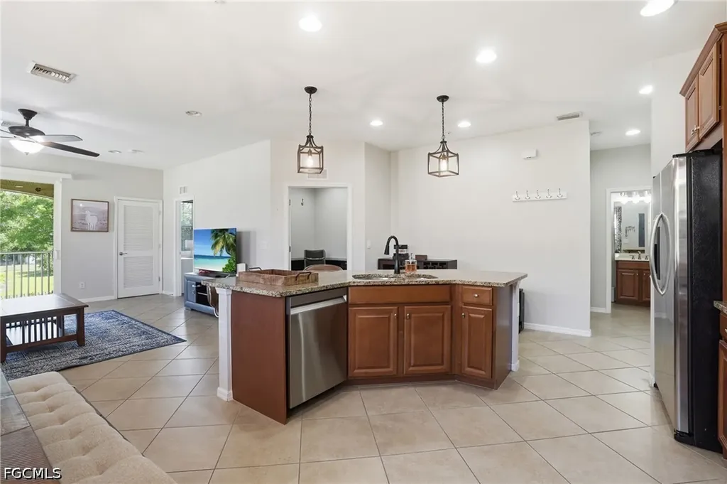 8515 Oakshade Circle Fort Myers FL 33919