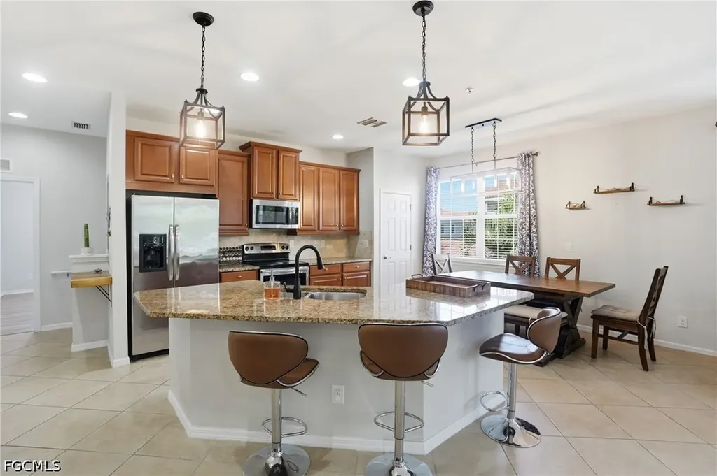 8515 Oakshade Circle Fort Myers FL 33919