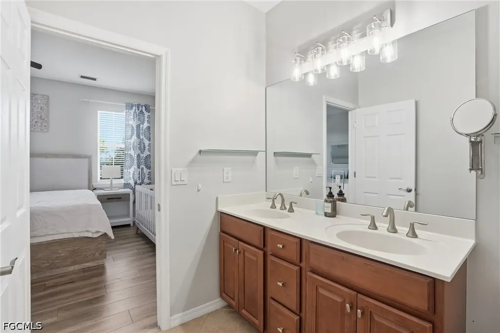 8515 Oakshade Circle Fort Myers FL 33919
