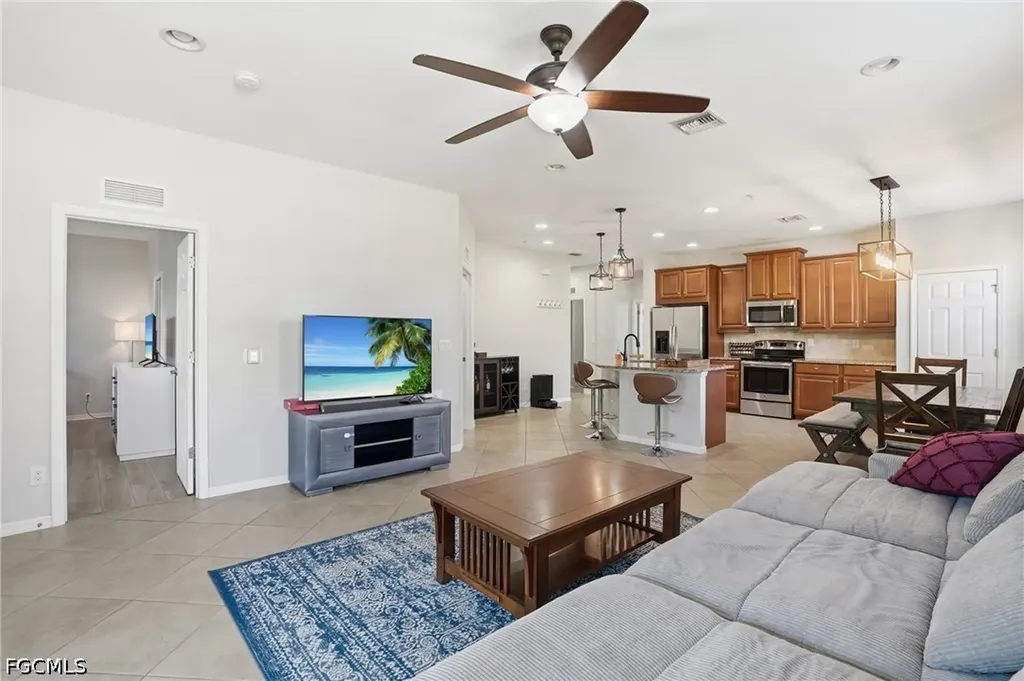 8515 Oakshade Circle Fort Myers FL 33919
