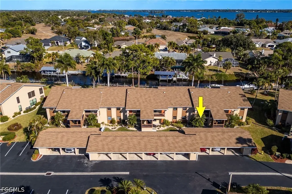 15350 Moonraker Court North Fort Myers FL 33917