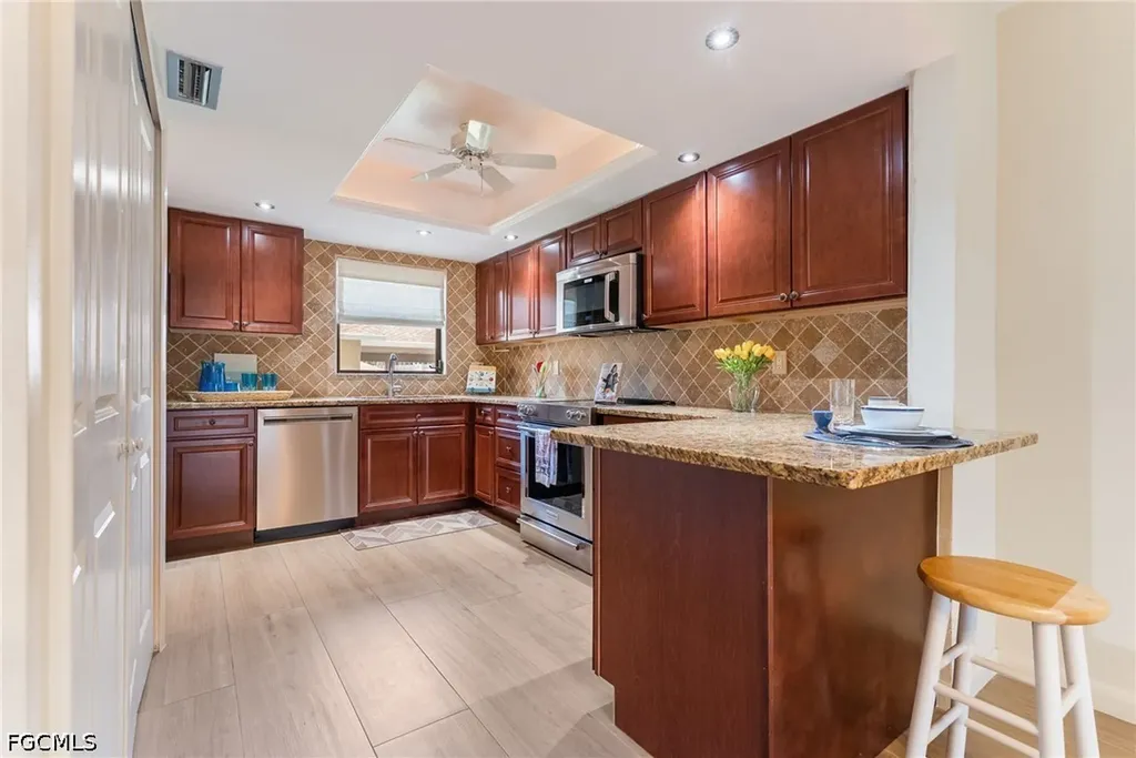 15350 Moonraker Court North Fort Myers FL 33917