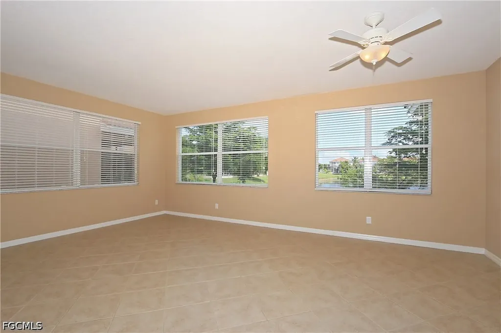 17007 Tremont Street Fort Myers FL 33908