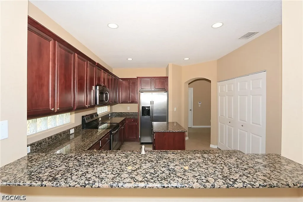 17007 Tremont Street Fort Myers FL 33908