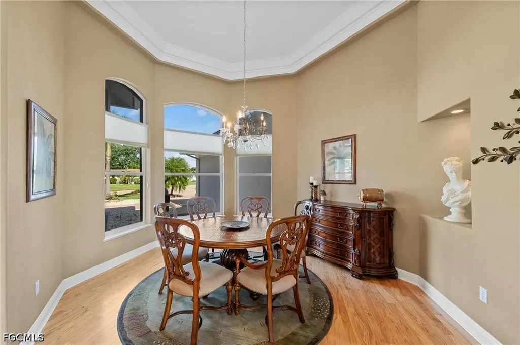 3733 SE 12th Place Cape Coral FL 33904