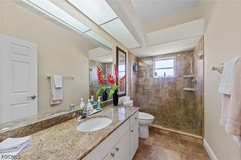 3733 SE 12th Place Cape Coral FL 33904