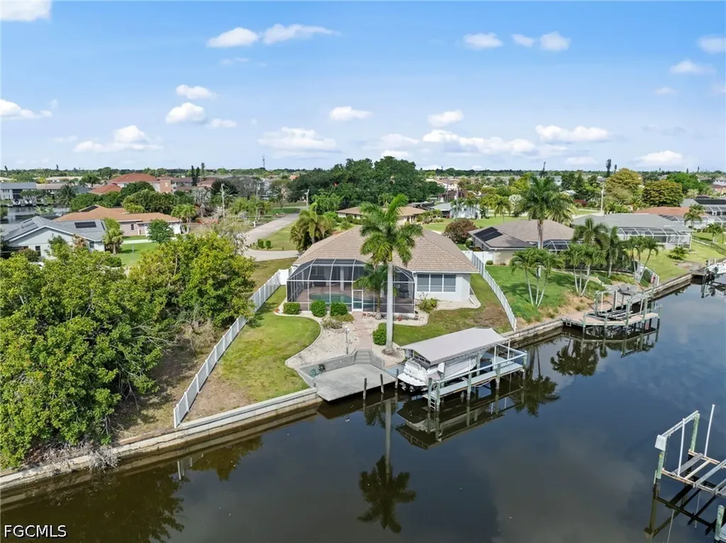3733 SE 12th Place Cape Coral FL 33904