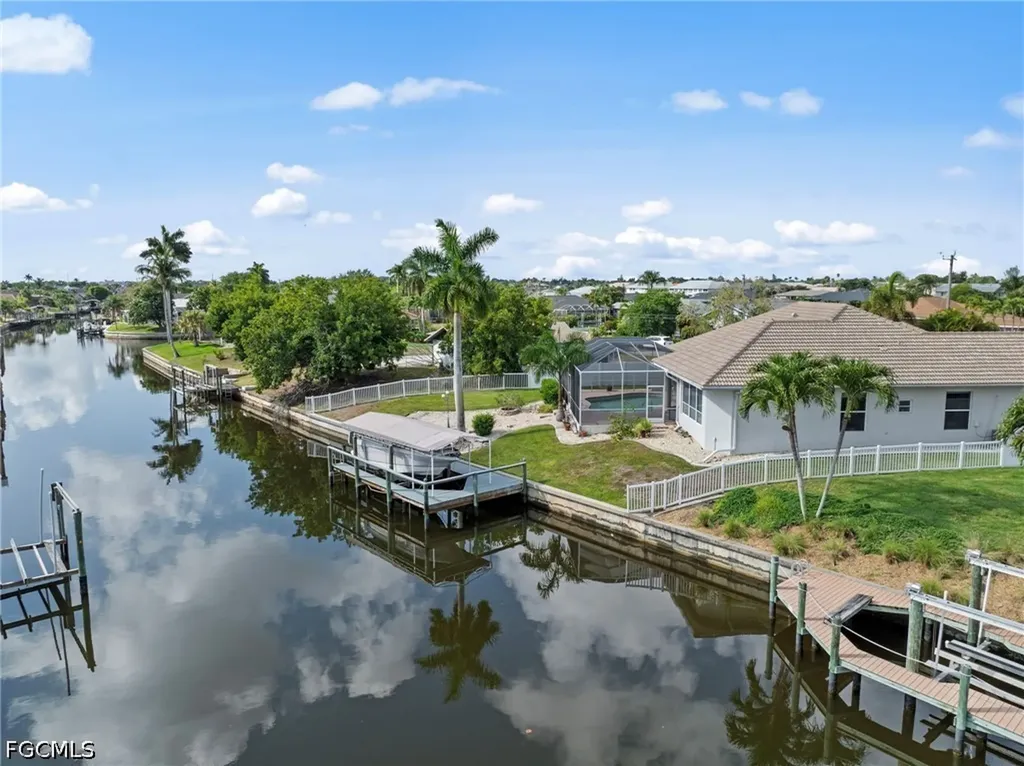 3733 SE 12th Place Cape Coral FL 33904