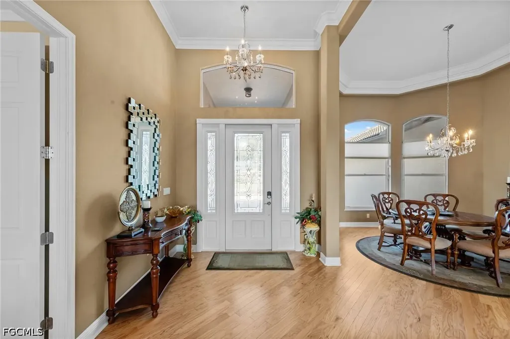 3733 SE 12th Place Cape Coral FL 33904