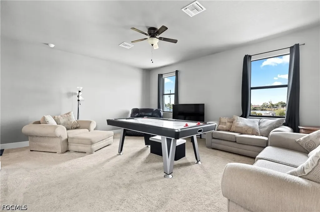 1233 NW 18th Street Cape Coral FL 33993