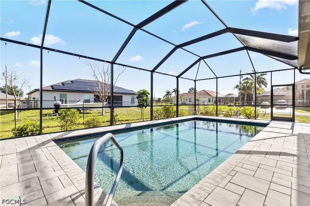 1233 NW 18th Street Cape Coral FL 33993
