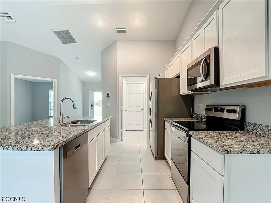 4101 NE 15th Avenue Cape Coral FL 33909