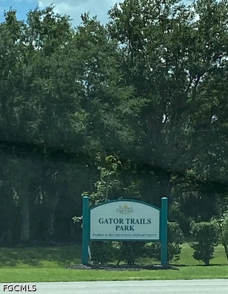 4101 NE 15th Avenue Cape Coral FL 33909