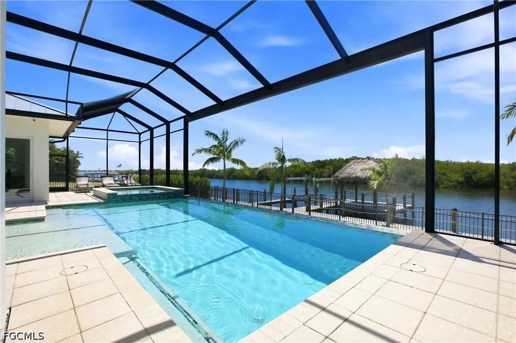 3100 Surfside Boulevard Cape Coral FL 33914