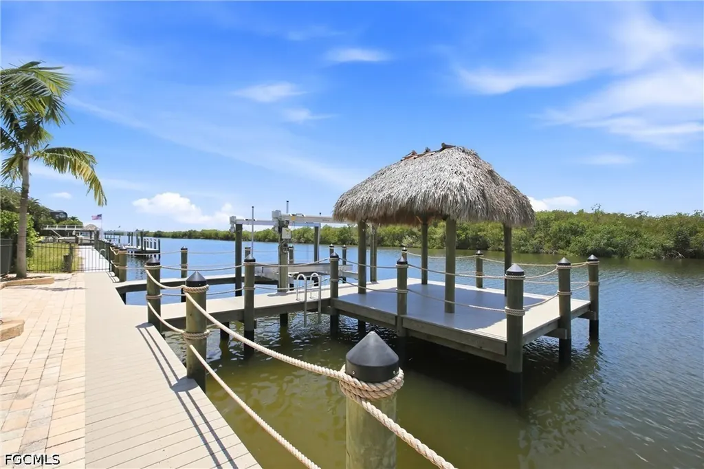 3100 Surfside Boulevard Cape Coral FL 33914