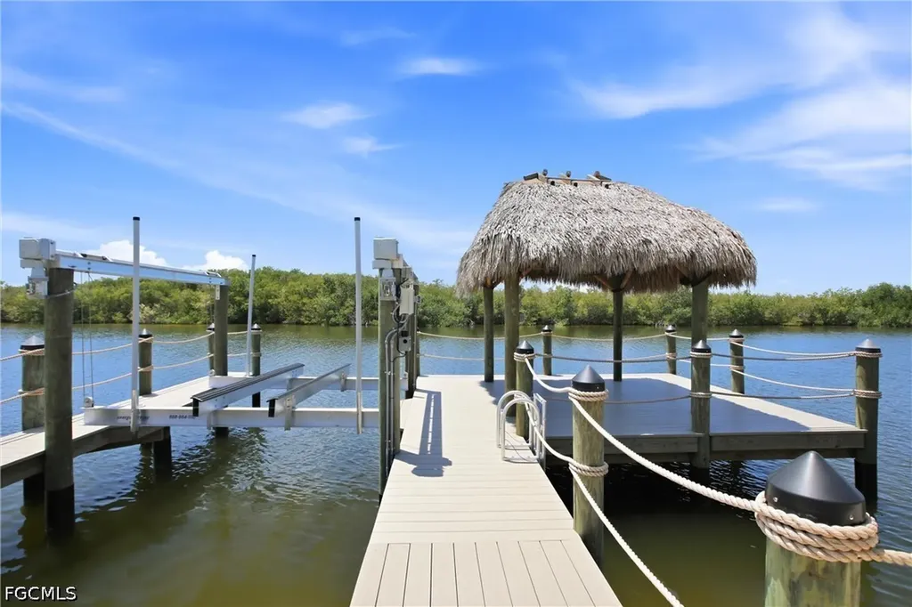 3100 Surfside Boulevard Cape Coral FL 33914