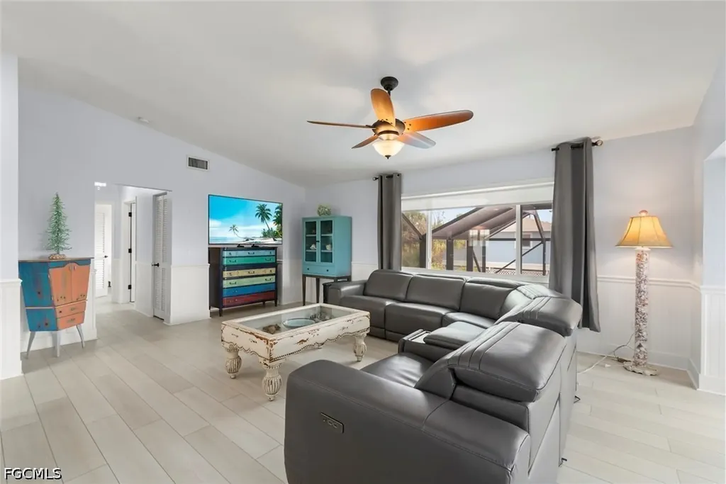 589 Rabbit Road Sanibel FL 33957
