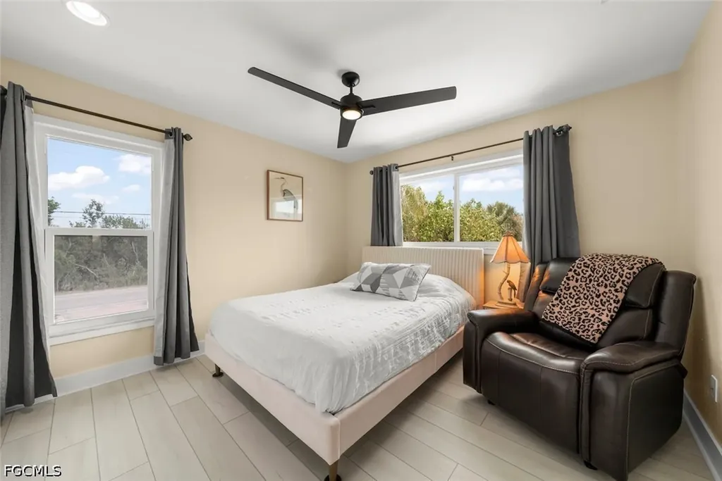 589 Rabbit Road Sanibel FL 33957