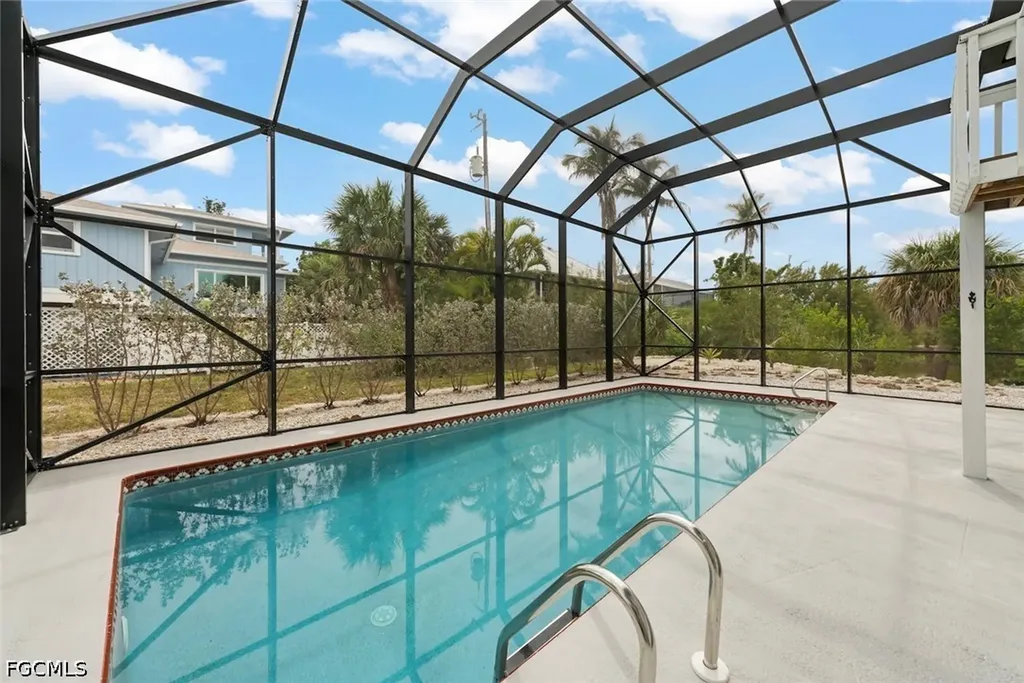 589 Rabbit Road Sanibel FL 33957
