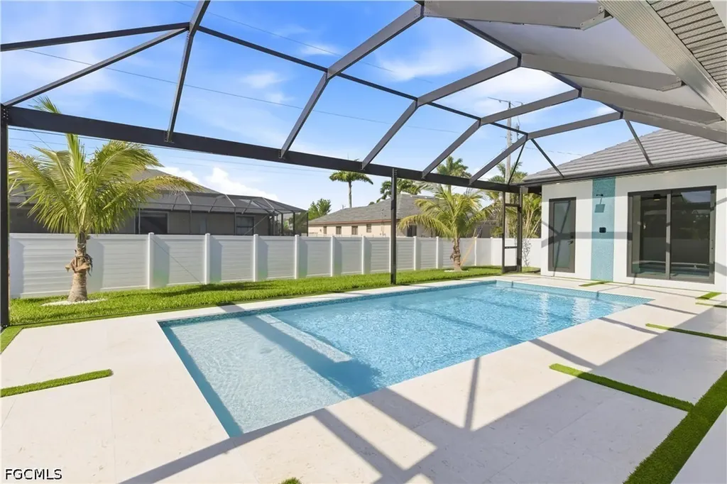 2739 SW 42nd Lane Cape Coral FL 33914