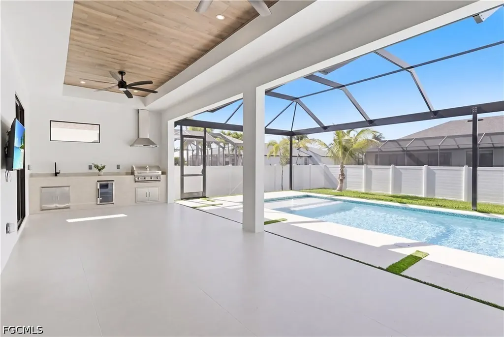 2739 SW 42nd Lane Cape Coral FL 33914