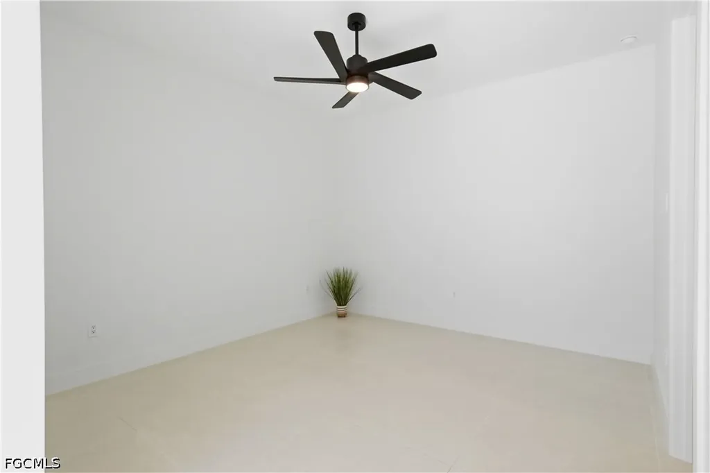 2739 SW 42nd Lane Cape Coral FL 33914
