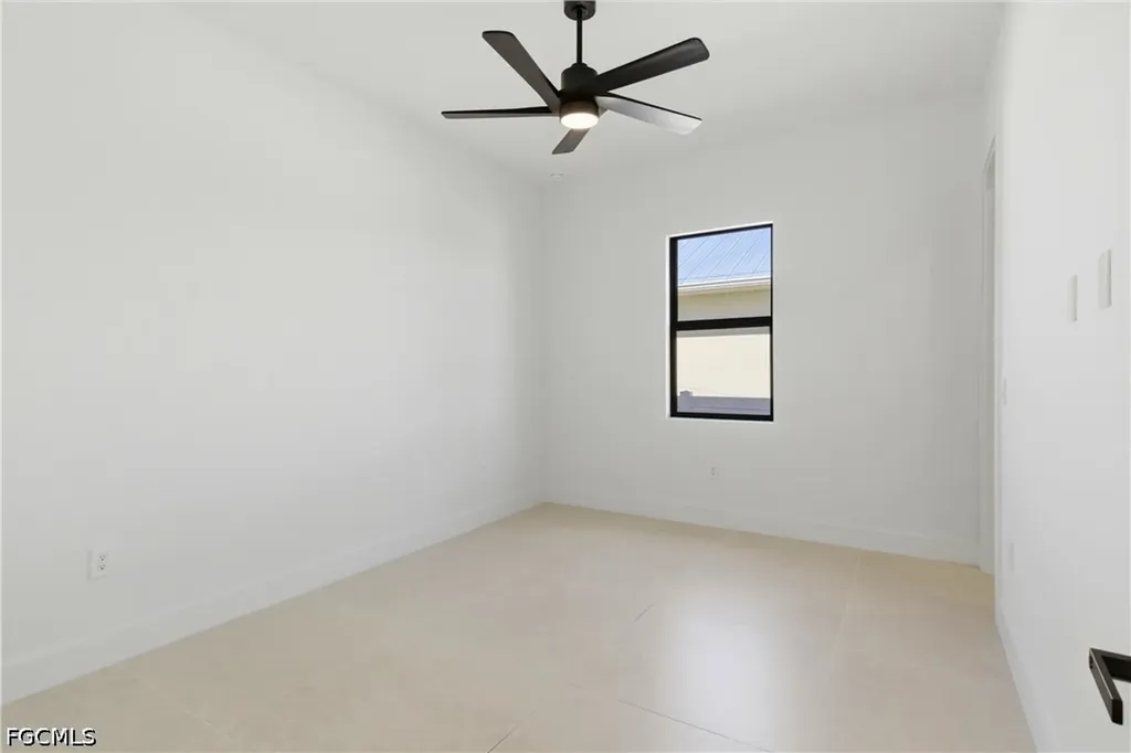2739 SW 42nd Lane Cape Coral FL 33914