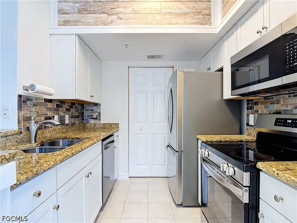 15625 Ocean Walk Circle Fort Myers FL 33908