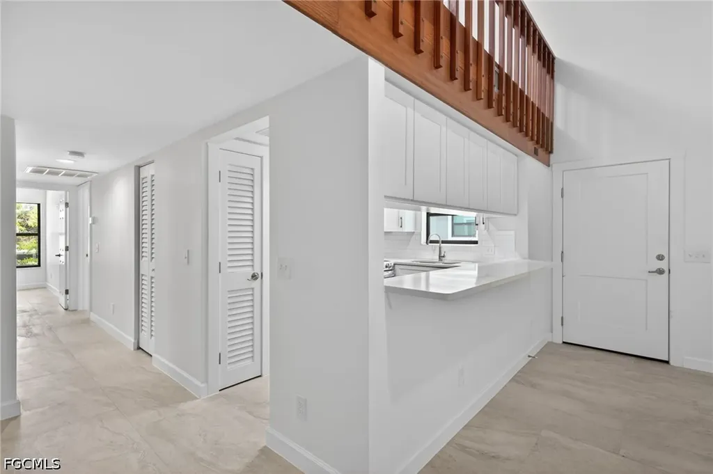 745 Cardium Street Sanibel FL 33957