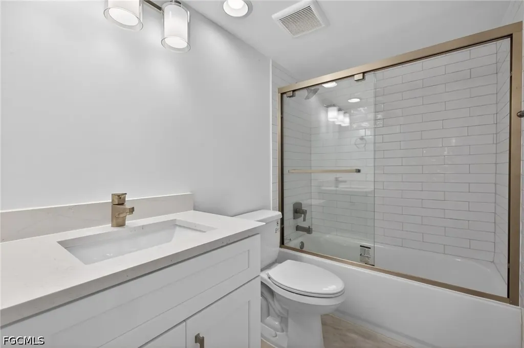 745 Cardium Street Sanibel FL 33957