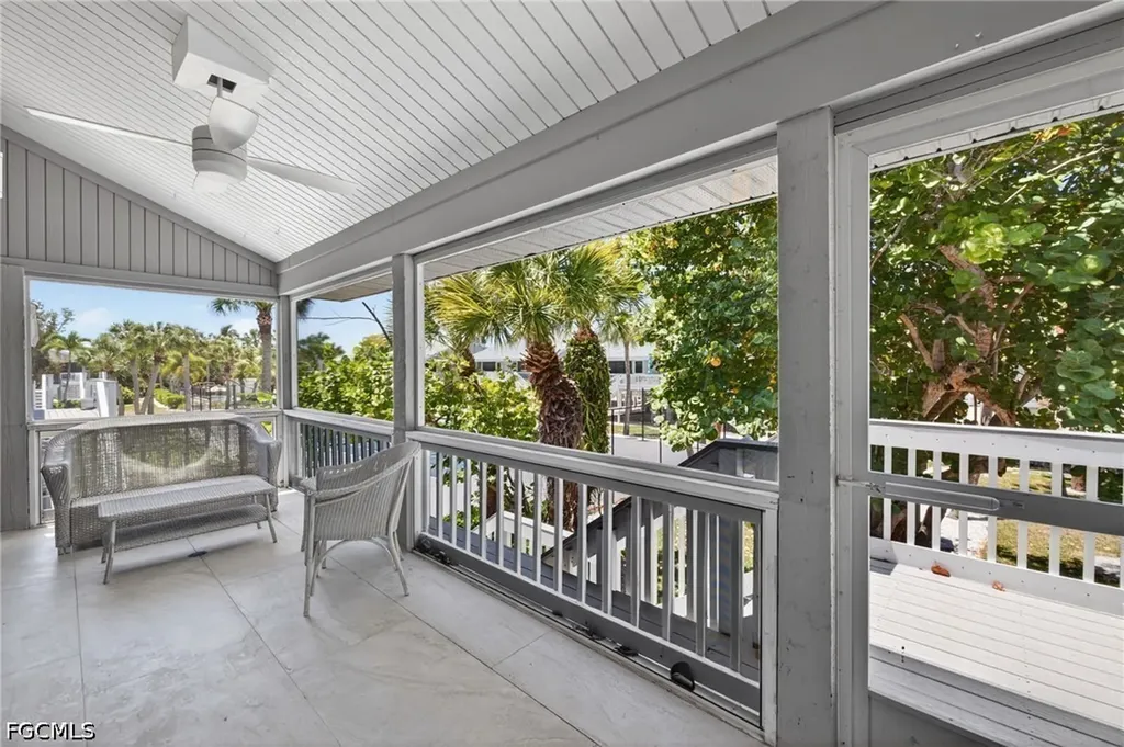 745 Cardium Street Sanibel FL 33957