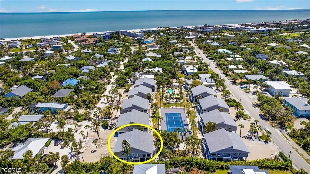745 Cardium Street Sanibel FL 33957