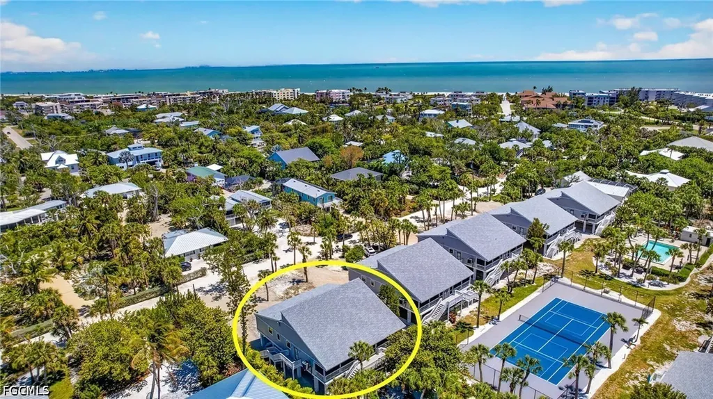 745 Cardium Street Sanibel FL 33957