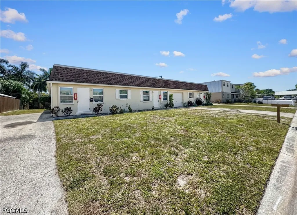 6617 Warwick Circle Fort Myers FL 33919