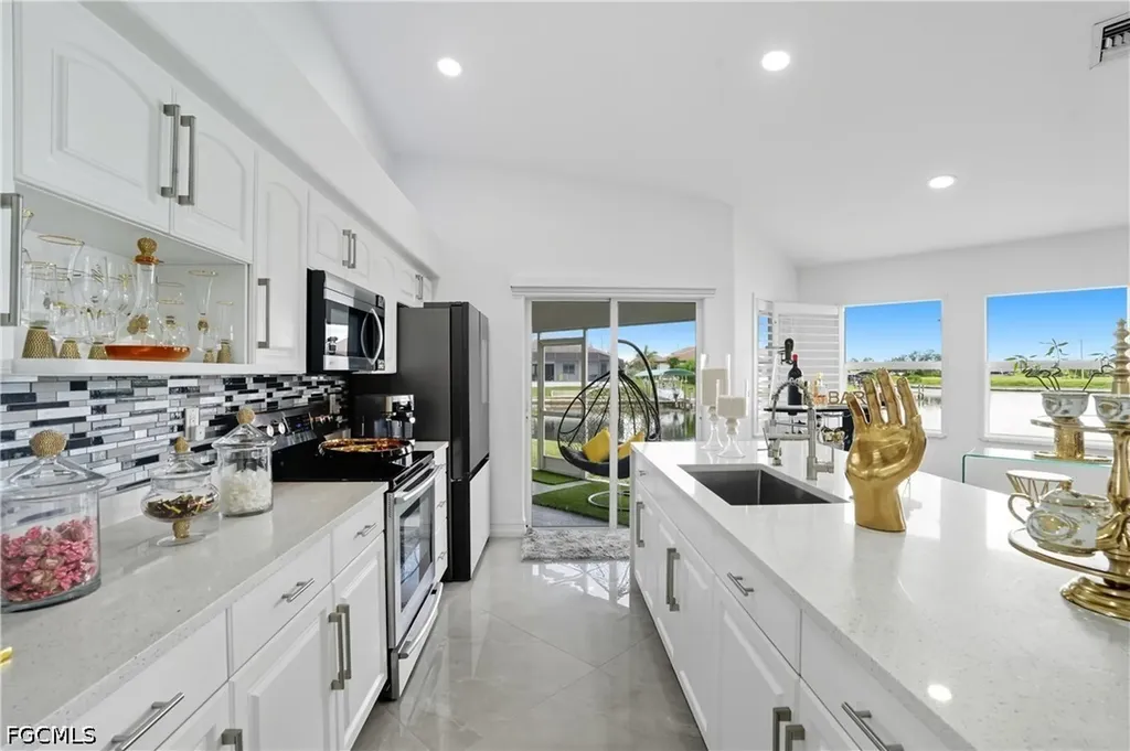 3235 NW 17th Lane Cape Coral FL 33993