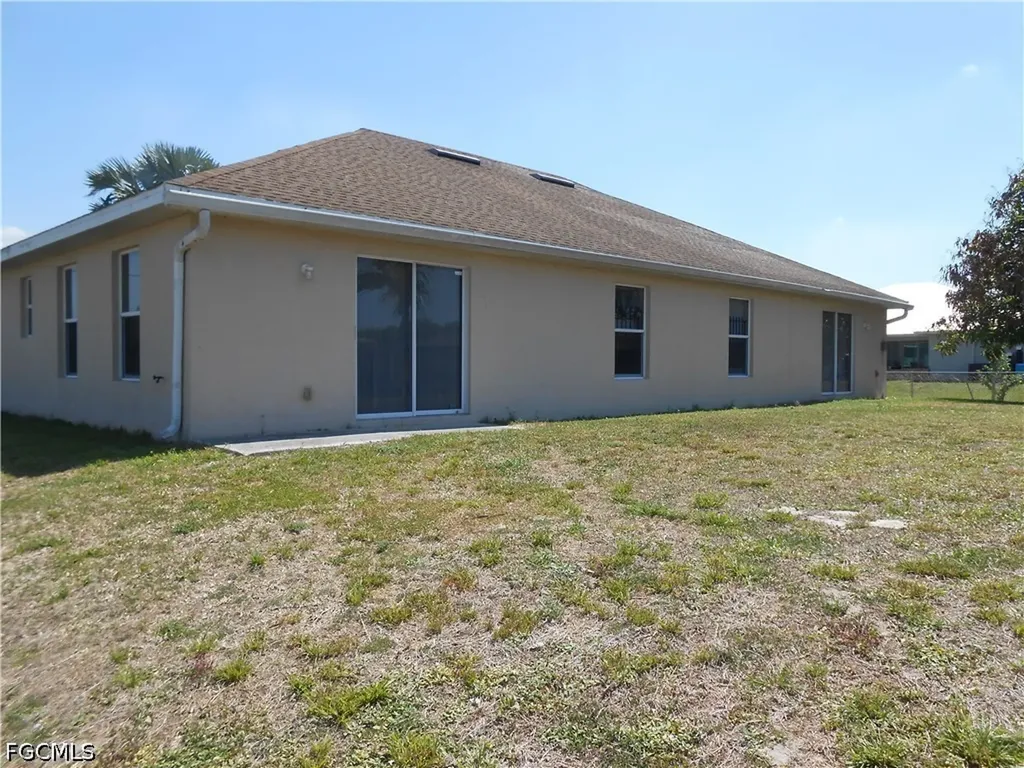4507 20th Street SW Lehigh Acres FL 33973