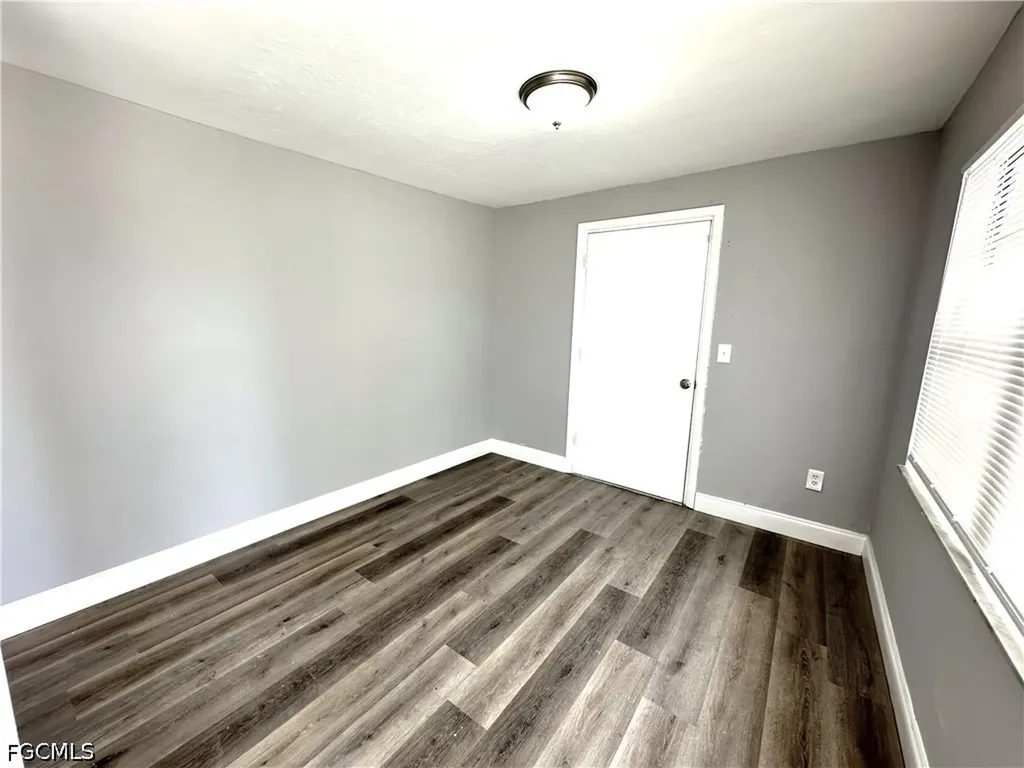 2117 Mitchell Court Fort Myers FL 33916