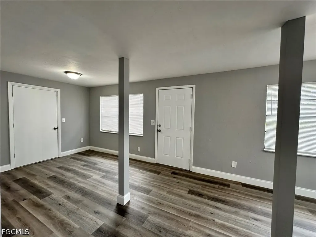 2117 Mitchell Court Fort Myers FL 33916
