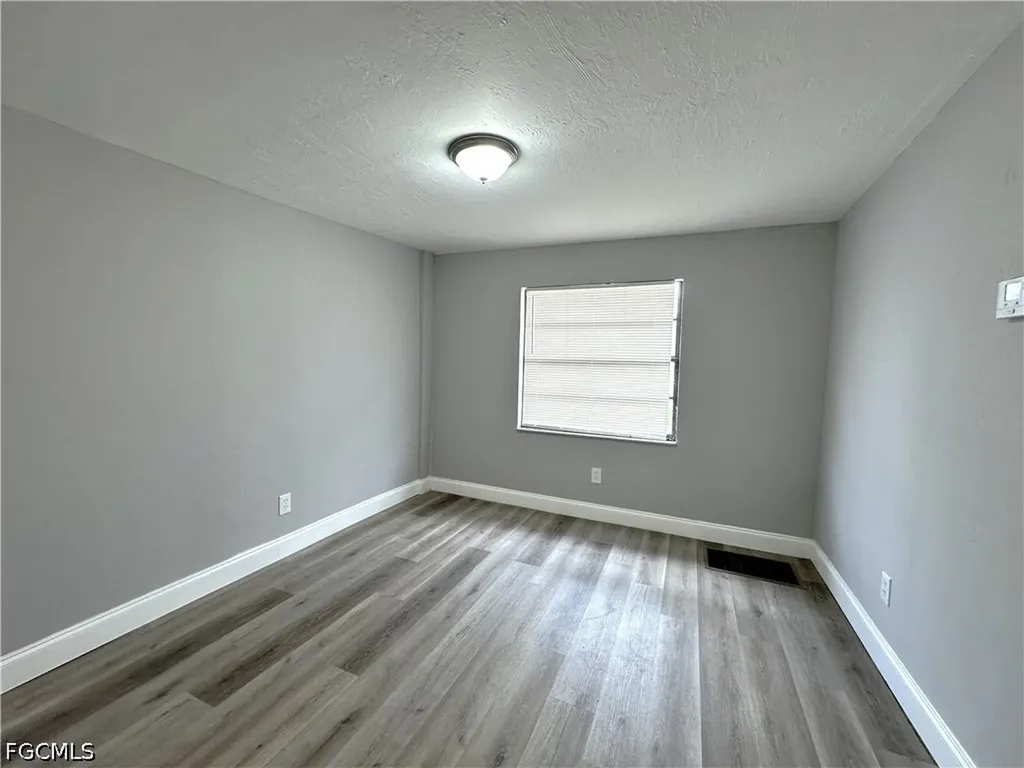 2117 Mitchell Court Fort Myers FL 33916
