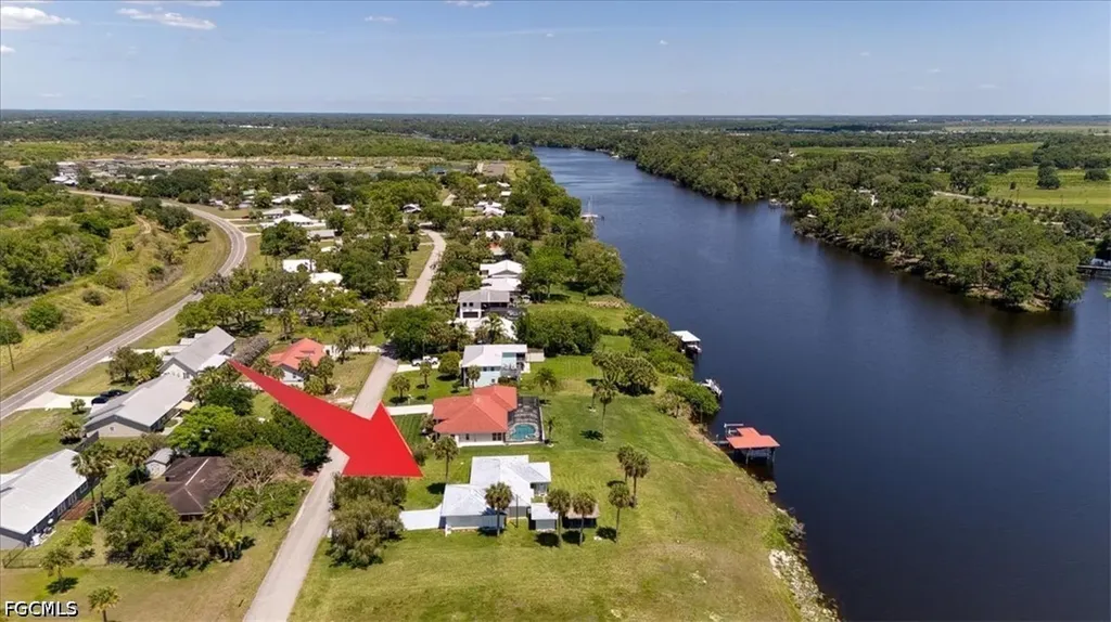 3233 Shell Lane Labelle FL 33935