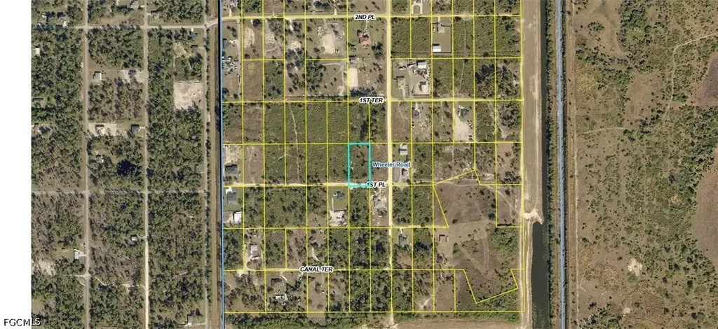 7752 1st Place Labelle FL 33935